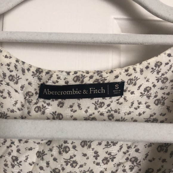 A&F button down shirt - Picture 3 of 3